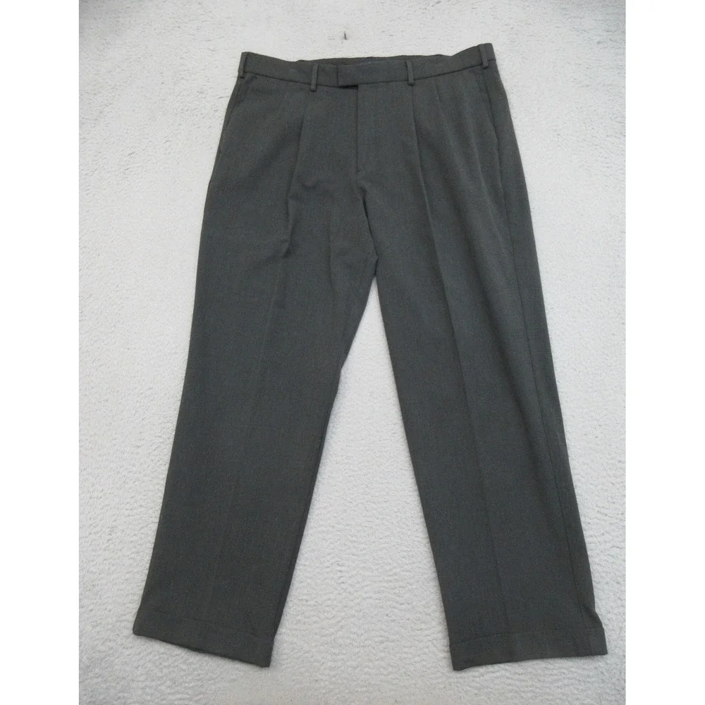 Dockers Pleated Relaxed Fit Dress Pants Mens 38x30 Gray Stain Defender Slacks
